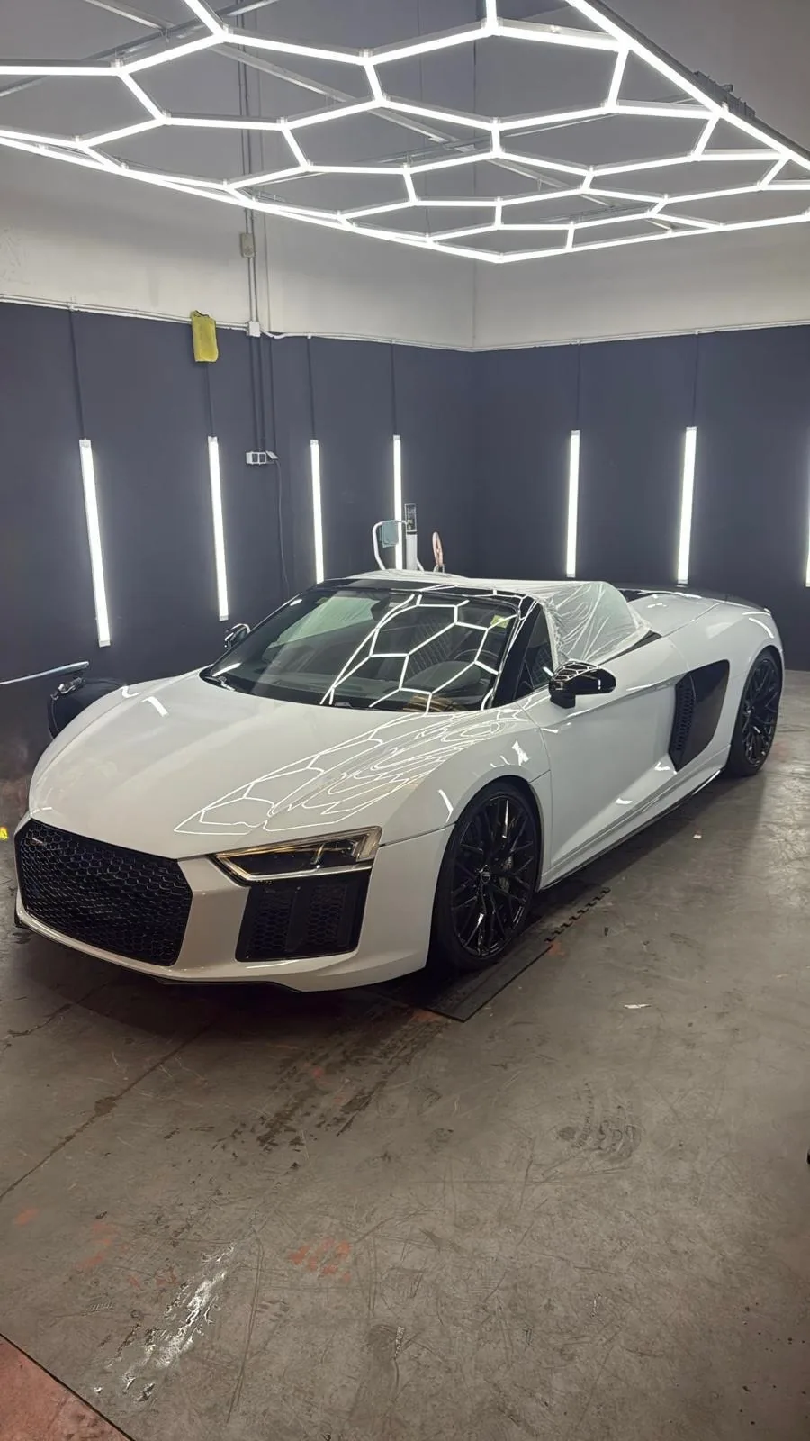 Audi R8 V10 Performance Spyder — 3