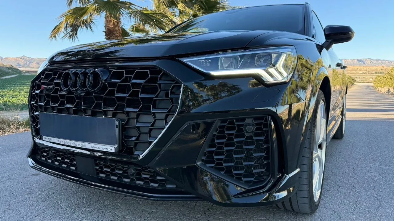 Audi RSQ3 — 4