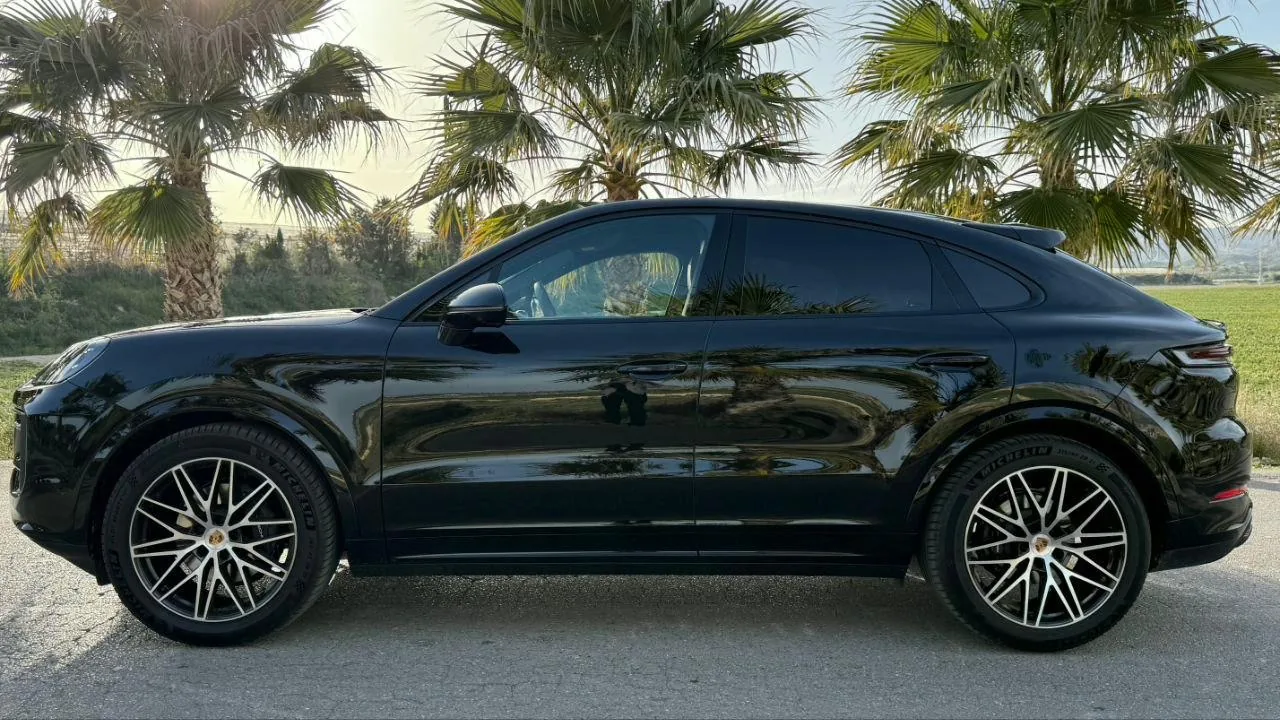Porsche Cayenne — 6